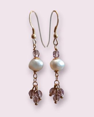 Orecchini con perle di fiume e cristallini