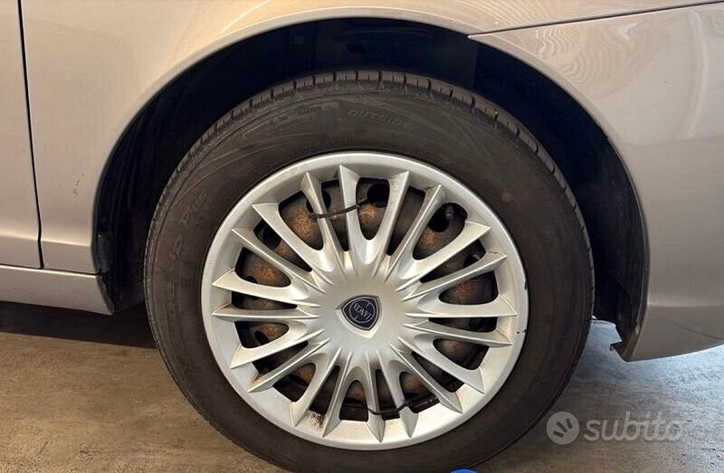 Lancia Ypsilon 2009 photo 4