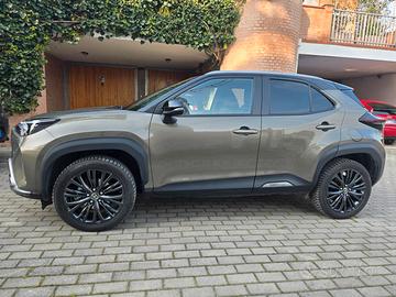 Toyota Yaris Cross 1.5h Adventure 4X4