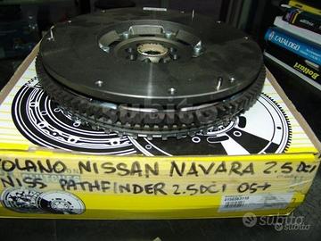 Nissan navara frizione e volano 415036311