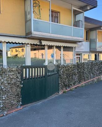 NEGOZIO A PONTE BUGGIANESE