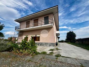 3 LOCALI A RIVARA