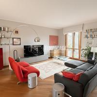 Appartamento a Monza Via Grigna 4 locali