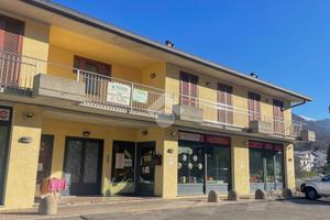 2 LOCALI A CENTRO VALLE INTELVI