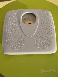 bilancia scolastica bianca