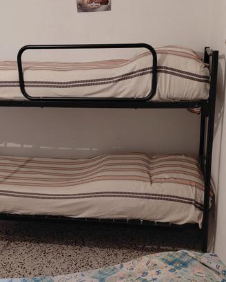letto a castello in ferro