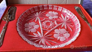 Piatto per dolce con paletta e coltello 