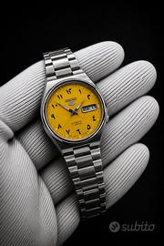 Vintage Seiko 5 Sport Arabian Dial 7009 Day Date