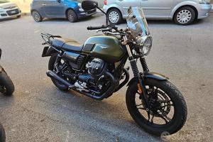 Moto Guzzi V7 III stone