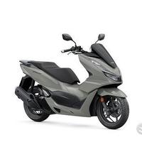 Honda PCX 125 2023 prima rata dopo l'estate