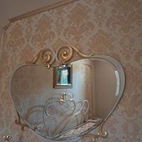 Letto matrimoniale e specchiera VITTORIA ORLANDI