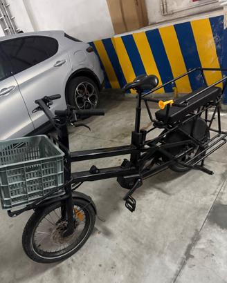 Bicicletta elettrica cargo Moustache Lundi 20