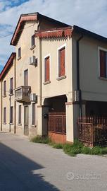  Porzione di casa indipendente 