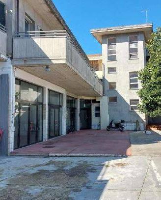 Immobile in asta di 223 m² con più di 5 locali a C