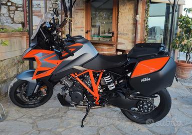 KTM Super Duke GT