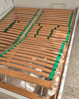 Rete singola reclinabile con doghe in legno