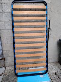 Rete singola a doghe in legno