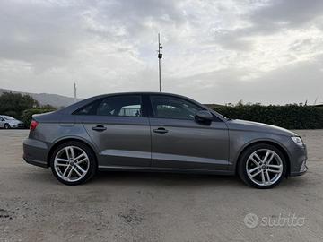 Audi A3 Sedan 1.6 TDI 116 CV S tronic Business