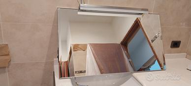 Specchio con luce 90 x 50 marca Azzurra 