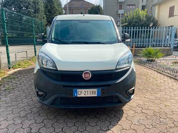 Fiat Doblò 1.6 MJT 105CV S&S PC-TN Cargo Lounge - 