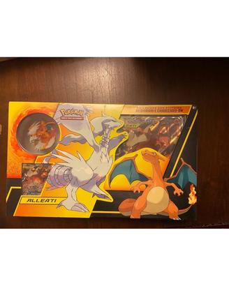 Pokemon Collezione Reshiram e Charizard GX