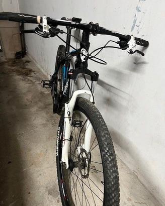 BICICLETTA MTB URANOS TORPADO 29