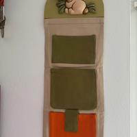 Portaoggetti da parete Thun con tasche