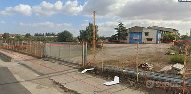 Terreno con capannone ricovero attrezzi