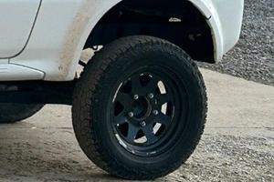cerchi e gomme suzuki samurai , jimny  ecc.