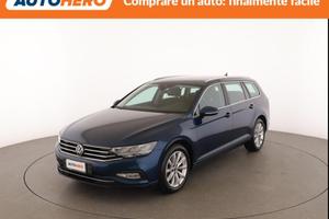 VOLKSWAGEN Passat Variant XC63746