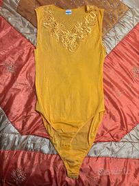 Body in cotone color oro