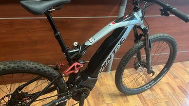 Mountain Bike Bicicletta elettrica 