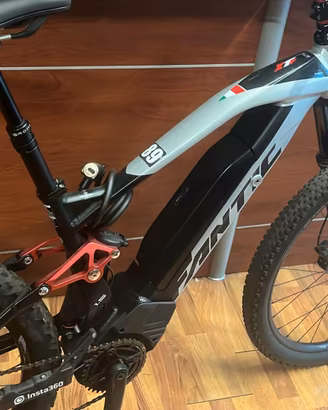 Mountain Bike Bicicletta elettrica 