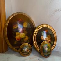 Set di dipinti ovali