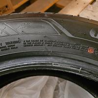 4 gomme estive goodyear misura 215/55 R18