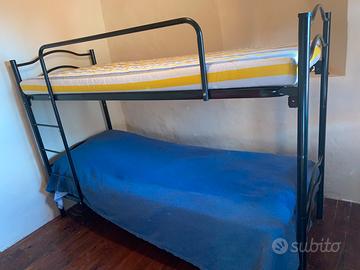 Letto a castello in ferro