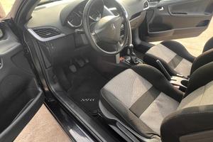 PEUGEOT 207 CC