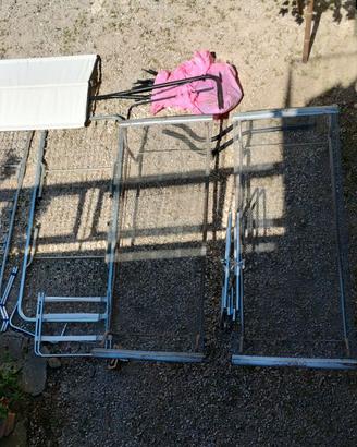 4 Reti letto in metallo + dondolo + sedia e ruote
