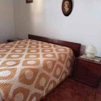 Camera da letto matrimoniale.