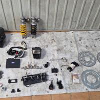 ricambi Yamaha r6 06/16 e qualcosa anche per la 17