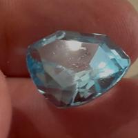 Pietra topazio forma di cuore