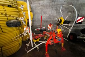 Voltafieno Pöttinger HIT 4.47 4 giranti anno 2016