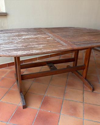 Tavolo + 4 sedie pieghevoli di legno