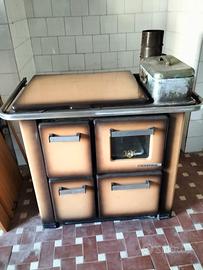 Putage stufa-cucina a legna 92 x 60  h77-100 cm