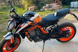 Ktm duke 890 R 2021