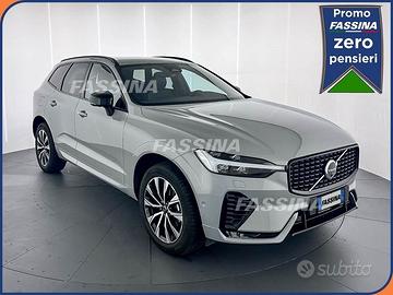 Volvo XC60 B5 AWD automatico Plus Dark