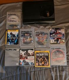 playstation 3 superslim + 8 videogiochi e altro...