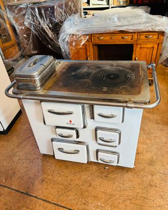 Cucina a legna Vescovi