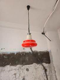 Lampada a sospensione in vetro rosso vintage