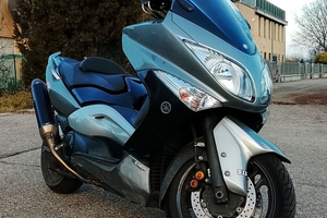 Yamaha tmax 500 akrapovic